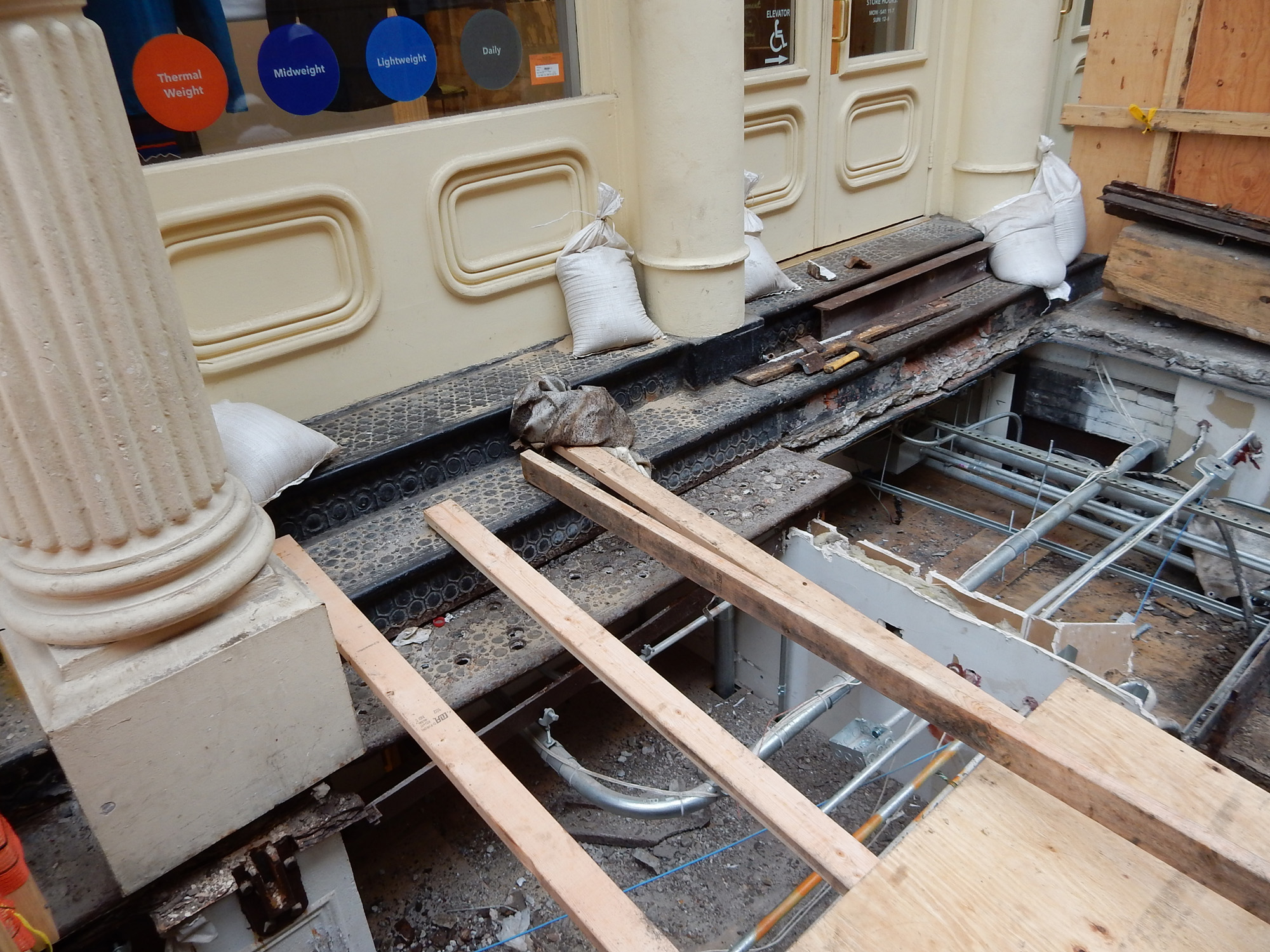 纽约地标建筑翻新，复古风格与现代商业完美融合-13