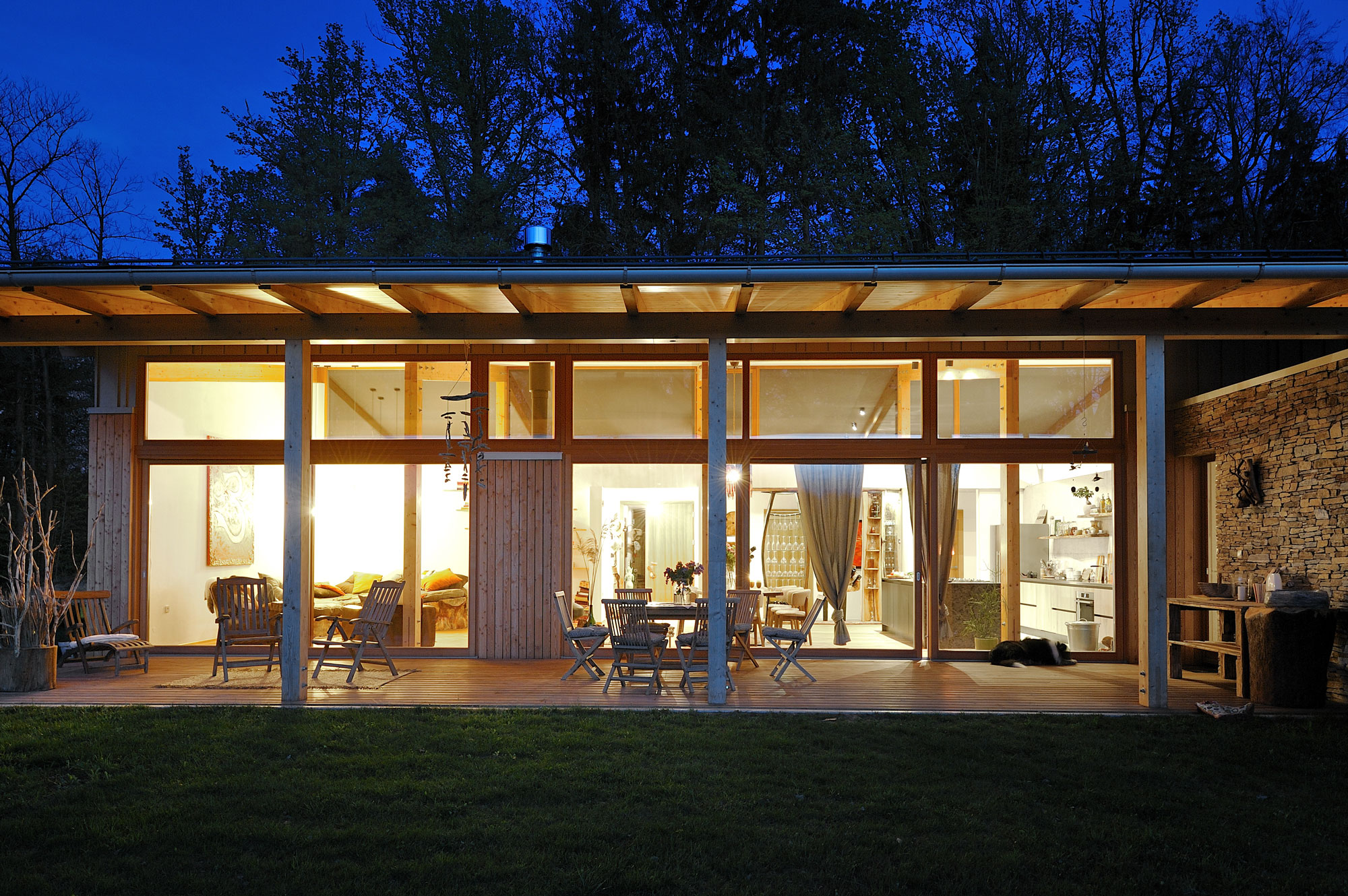 森林边缘的梦幻家园-8