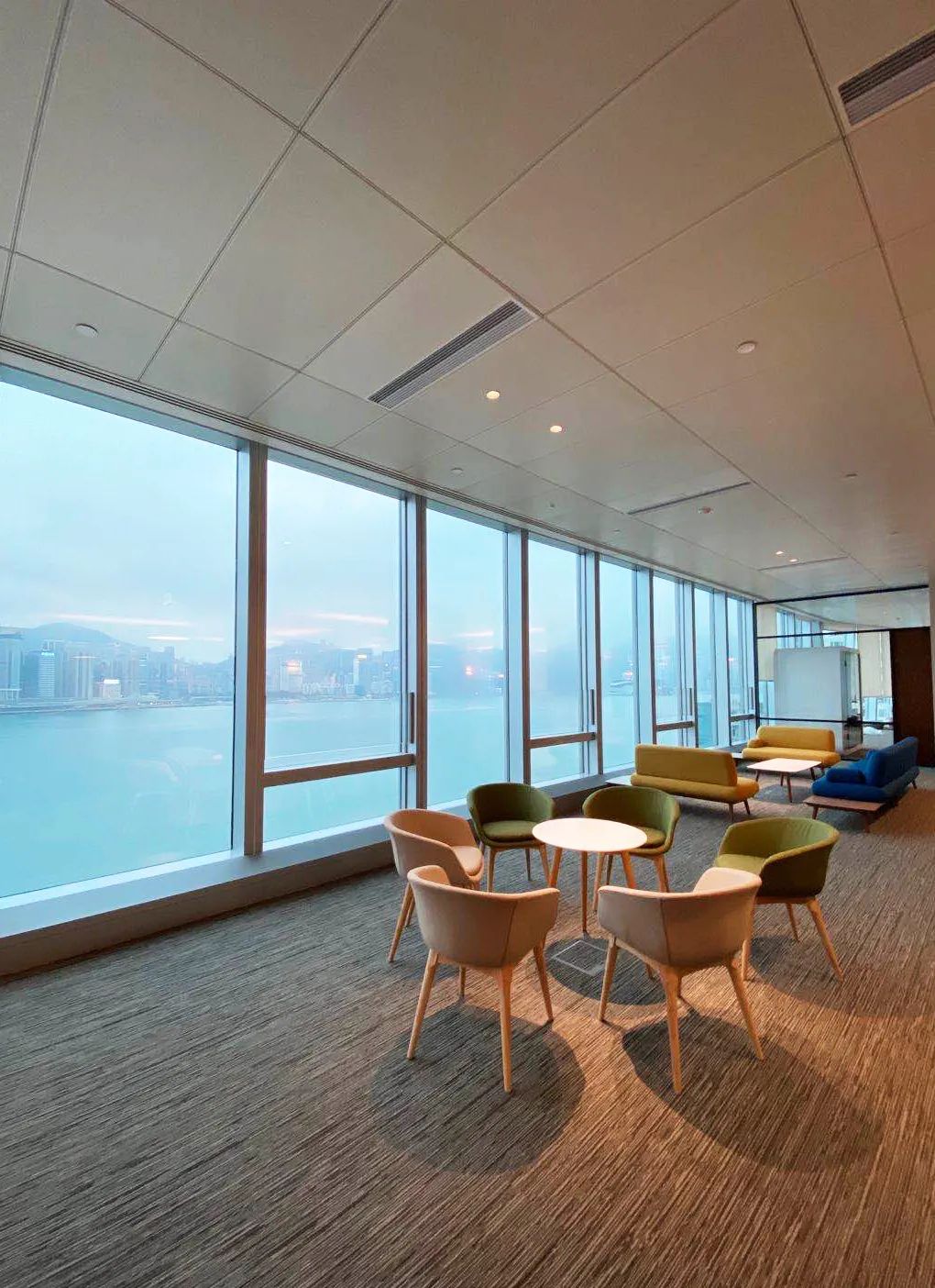 香港 CLP 中电办公室照明工程，展现简约创意空间-18