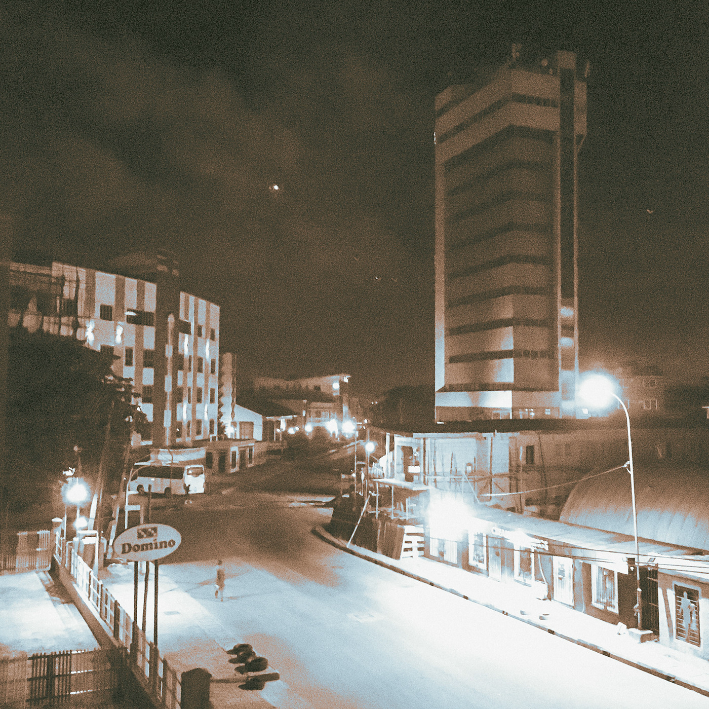 宁静的 Sabo · 2020 年隔离期间的街景摄影丨尼日利亚拉各斯丨Nosakhare Iyamu-2