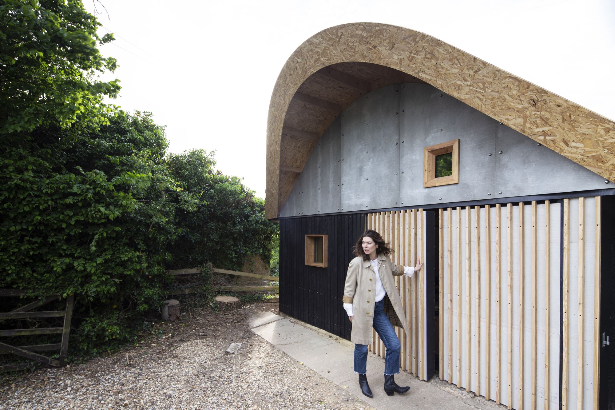 谷仓画廊丨英国丨Boano Prišmontas-18