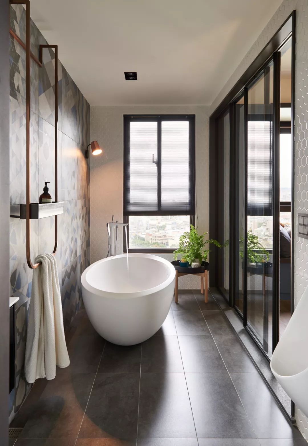 台式工业风，打造家的“高级感”-23