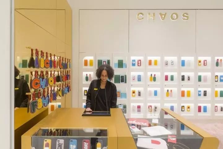 【65期】12月15日精选大牌零售空间设计-12