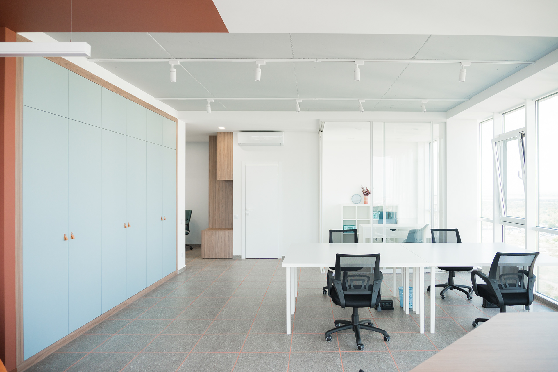 Office "40": 65 sq.m (Real)-16