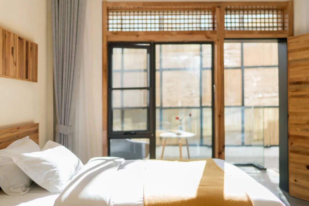 泸沽湖秋山酒店丨(YID)成都易禾上品室内装饰设计有限公司-129