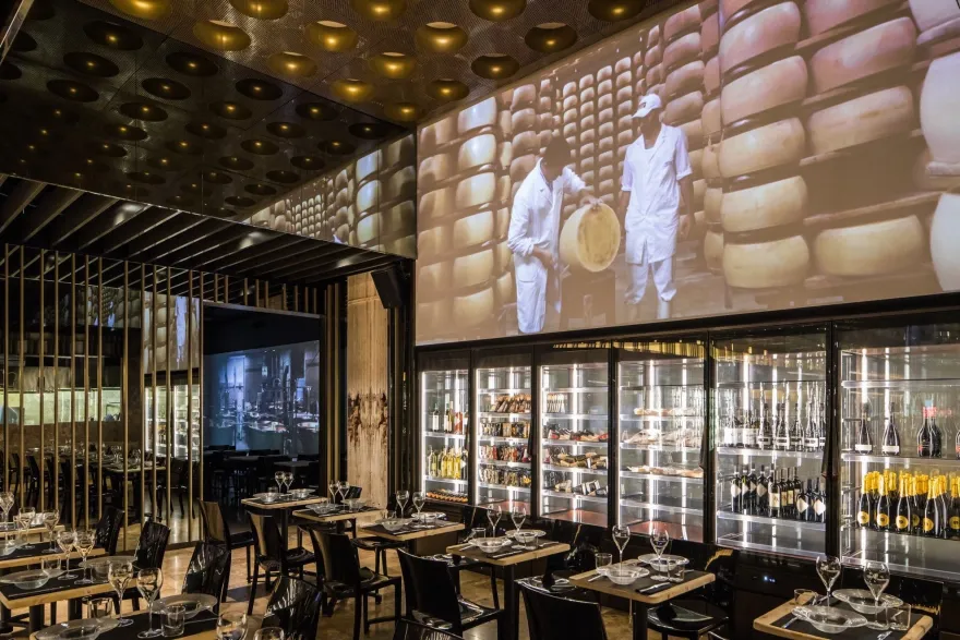 沉浸式的 Parmigiano Reggiano 体验店-39