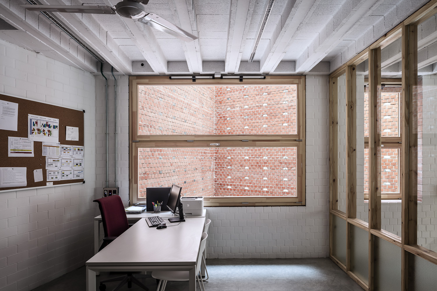 Cristalleries Planell Civic Center  H Arquitectes-29