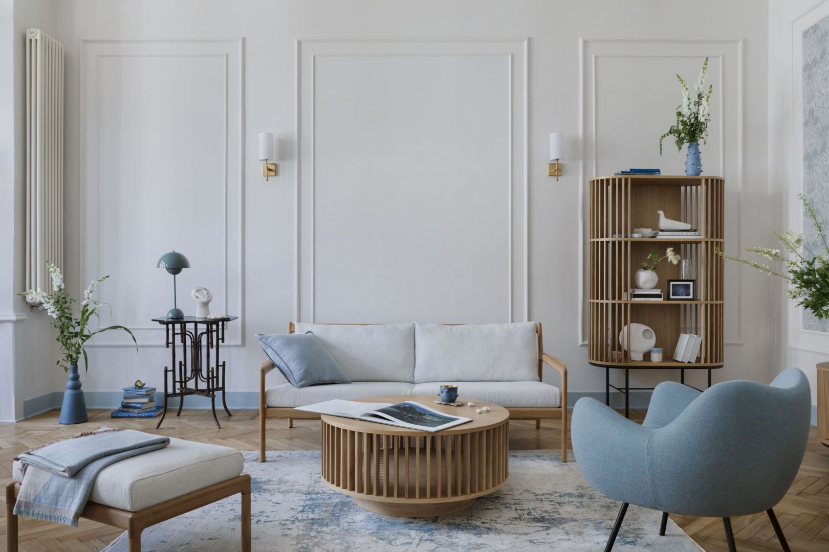 历史建筑中的蓝色调公寓室内设计丨波兰罗兹-5