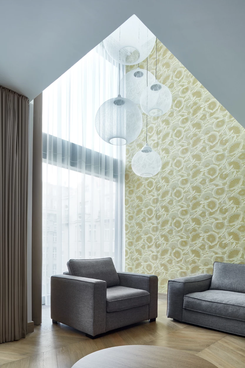 捷克布拉格 Objectum 设计的五彩斑斓的两居室复式公寓-13