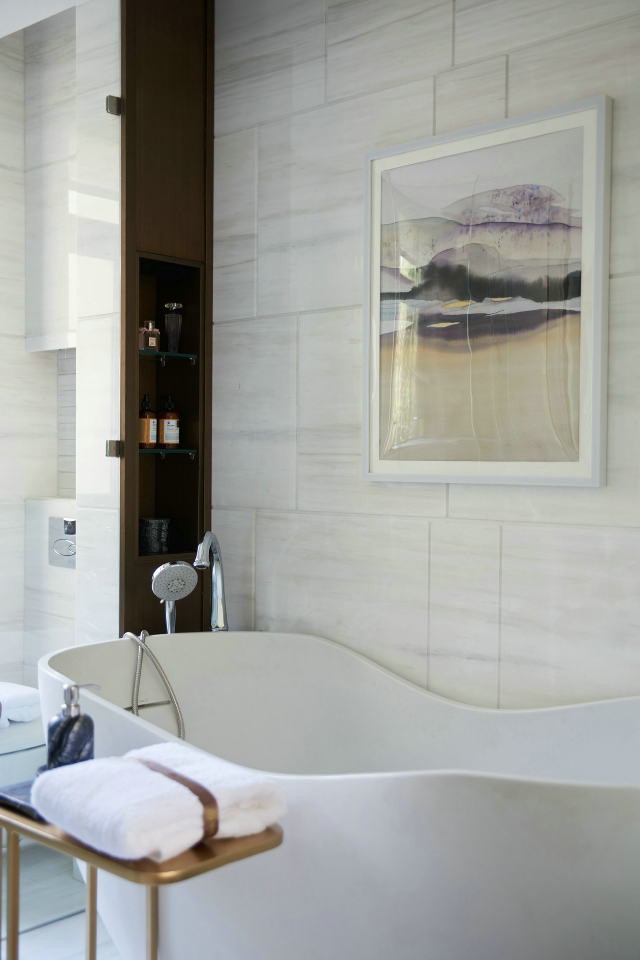 西安沣东地产湖光山色样板房-32