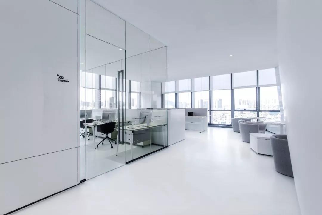 极简白，如何打造前卫艺术的国际办公-44