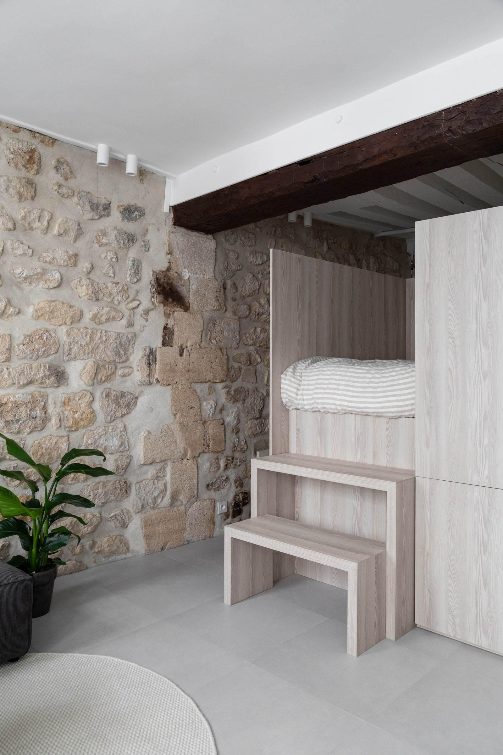 巴黎 28 平米小户型，多功能设计惊艳亮相-19