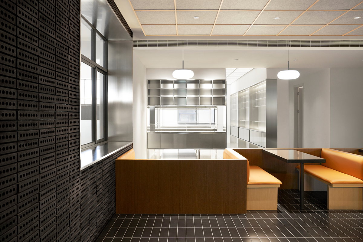 SR 总部办公室设计丨中国上海丨Pronounced Design-14