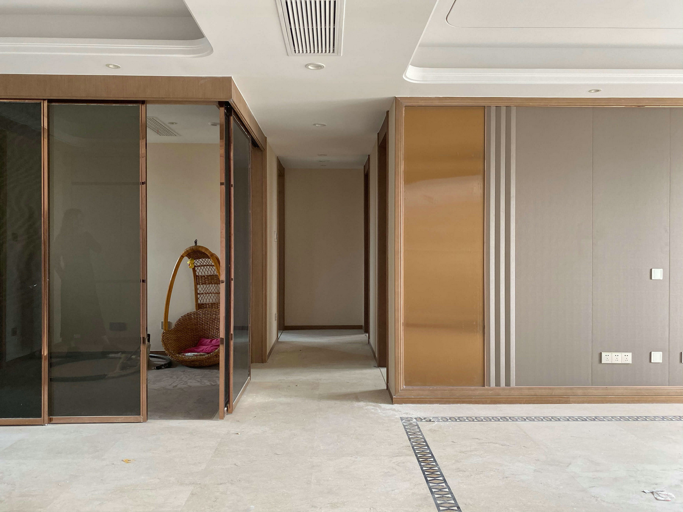 鲁能公馆气质简约之家,设计师巧妙改造精装房-7