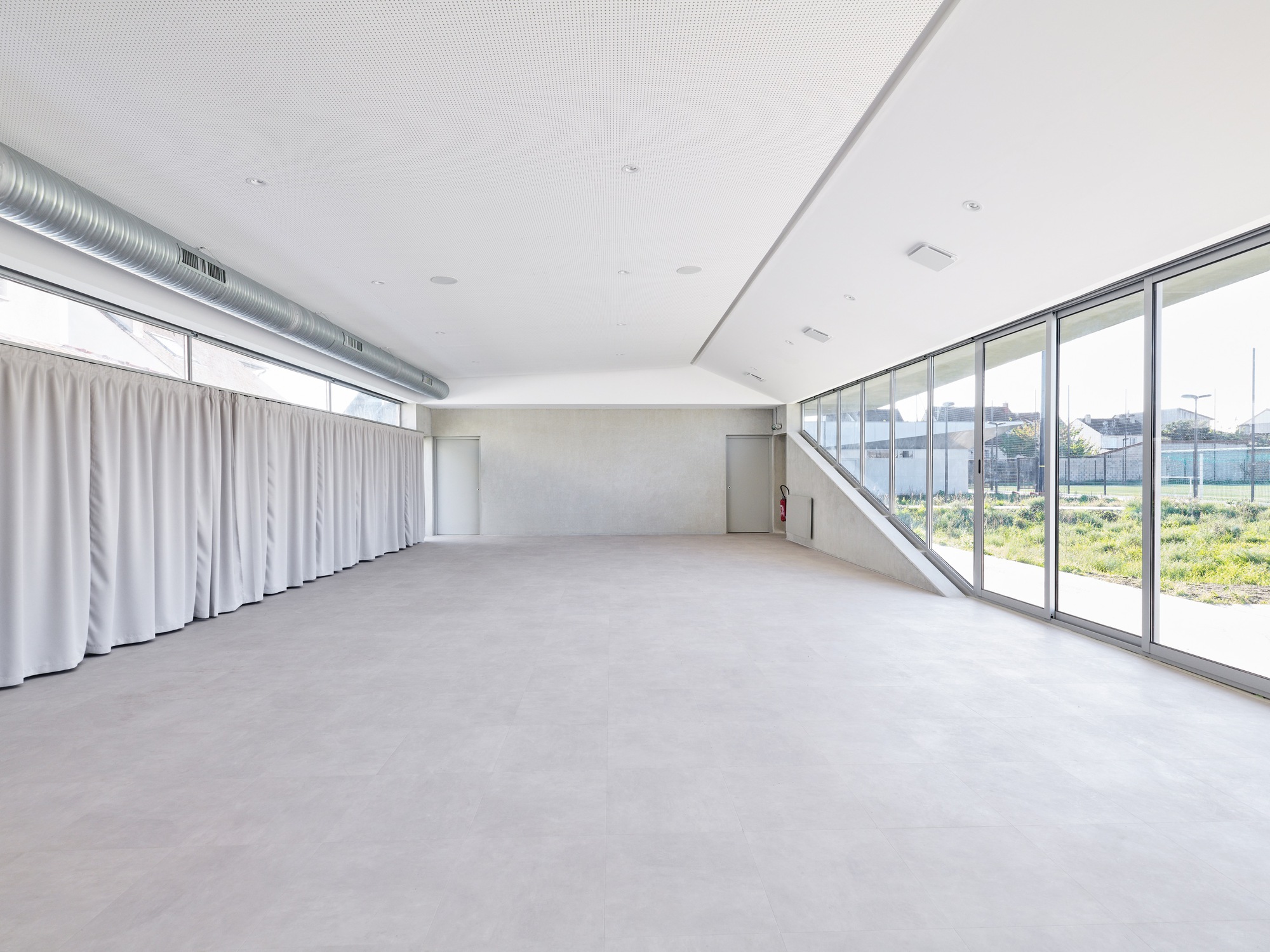 Sport Equipment & Tribune Robert Gazzi Stadium / SCHÉMAA-20