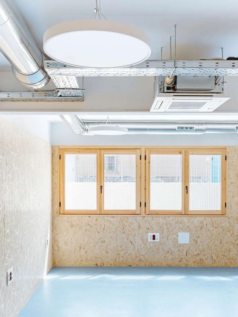 西班牙酒店 + 社会丨meii estudio-50