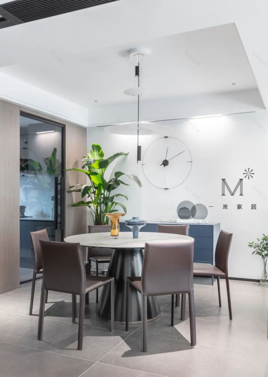 极简别墅里的优雅生活-26