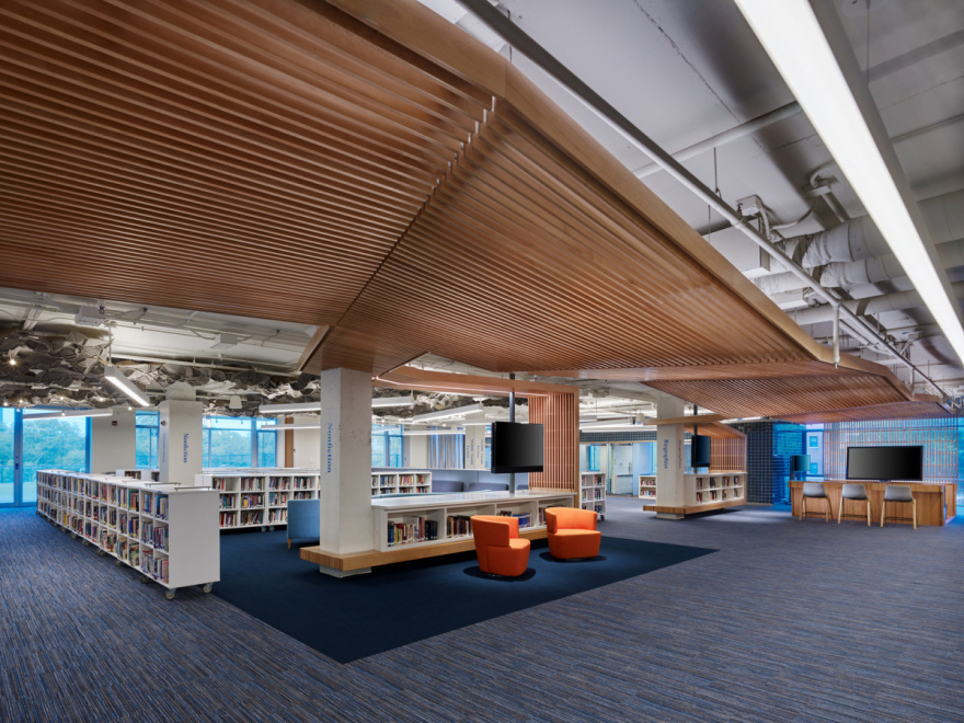 弗朗西斯·W·帕克学校科弗勒家族图书馆-14