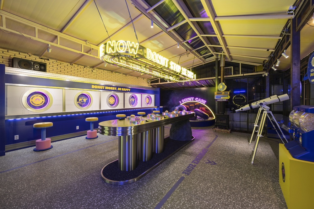 宇宙概念的 30 平米餐厅室内设计-7