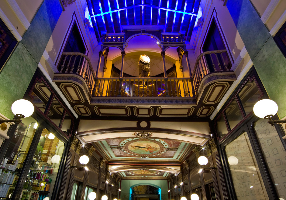 西班牙巴利亚多利德“光之河”照明项目-8