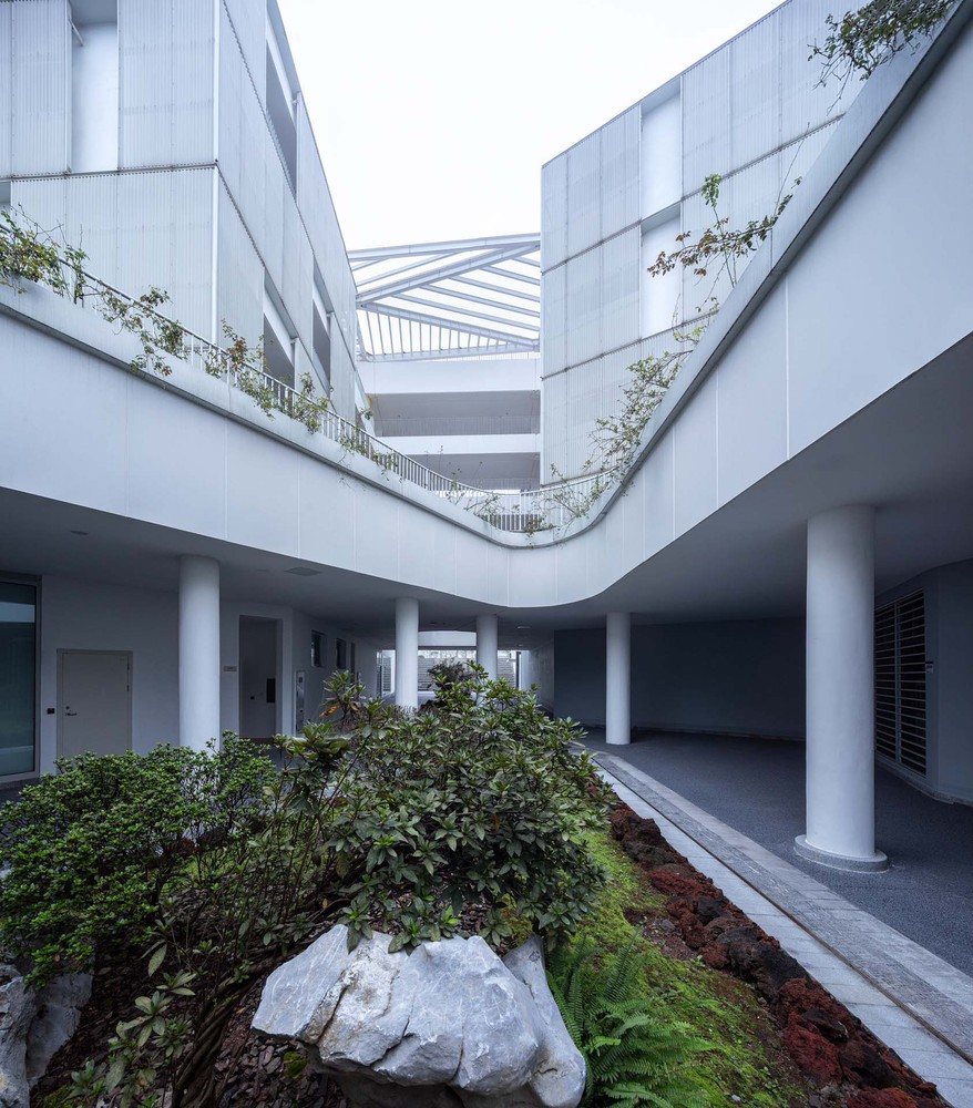 重庆南开两江中学 · 创新校园环境,颠覆传统教育空间-55