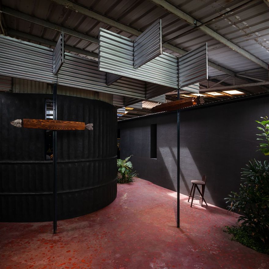 旧建筑新生命,低成本办公室设计典范-29