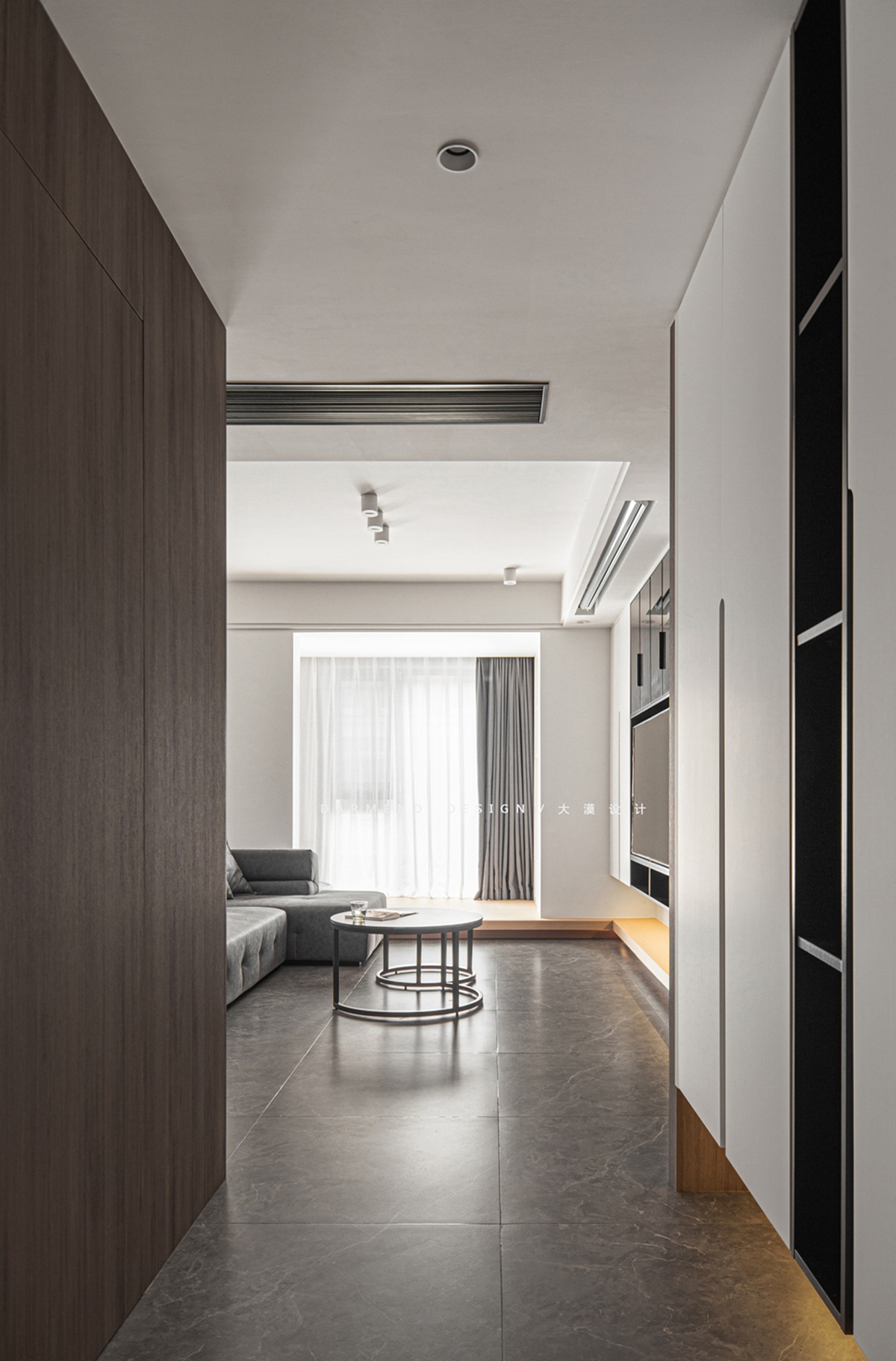 两人三喵的幸福生活丨中国南京丨大漠·室内设计-2