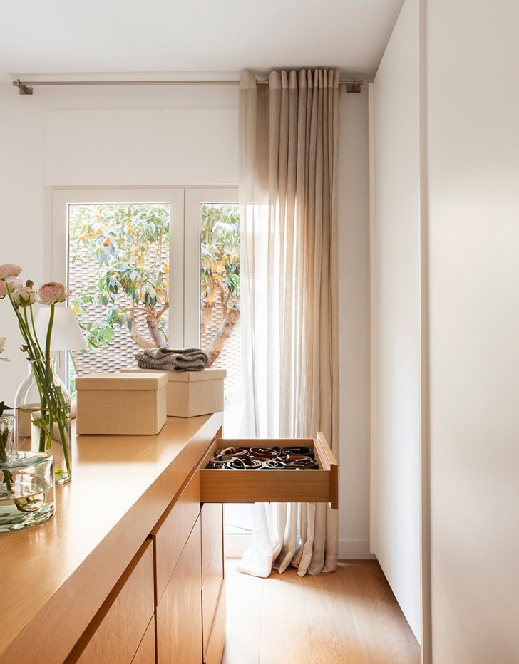 巴塞罗那阳光小院公寓 | 城市中的宁静绿洲-9