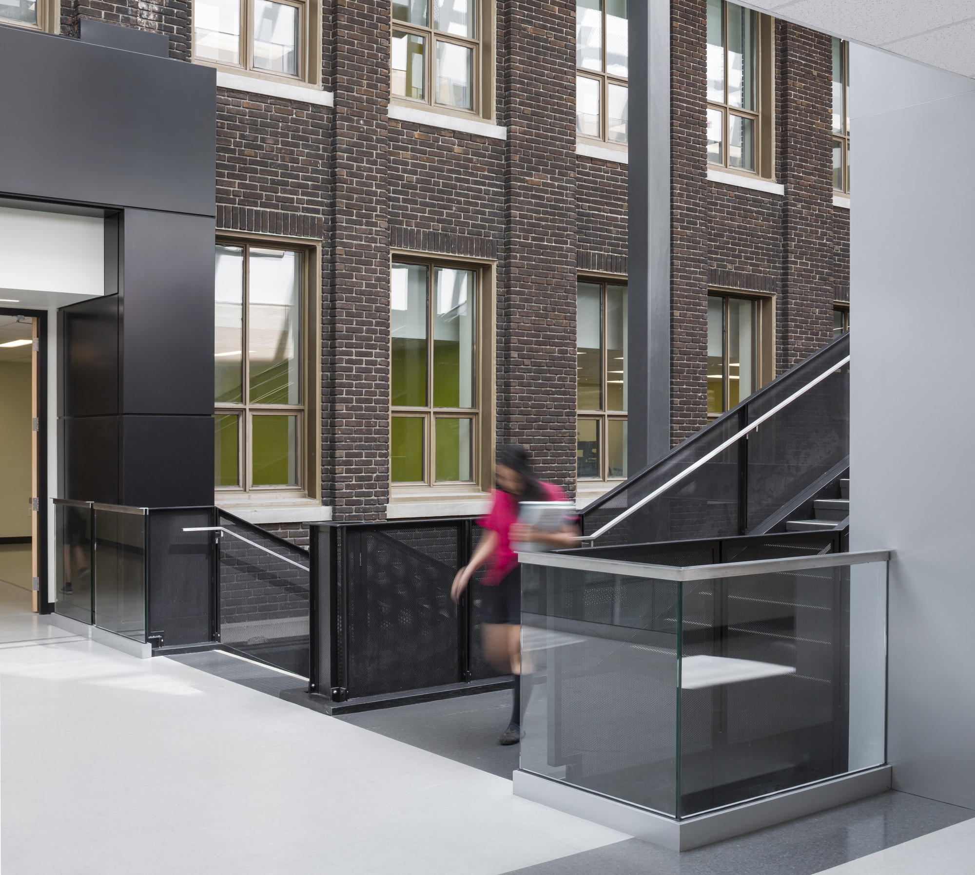 Jodoin Lamarre Pratte architectes Marosi Troy Architectes丨教育建筑丨Collège Saint-Louis-10