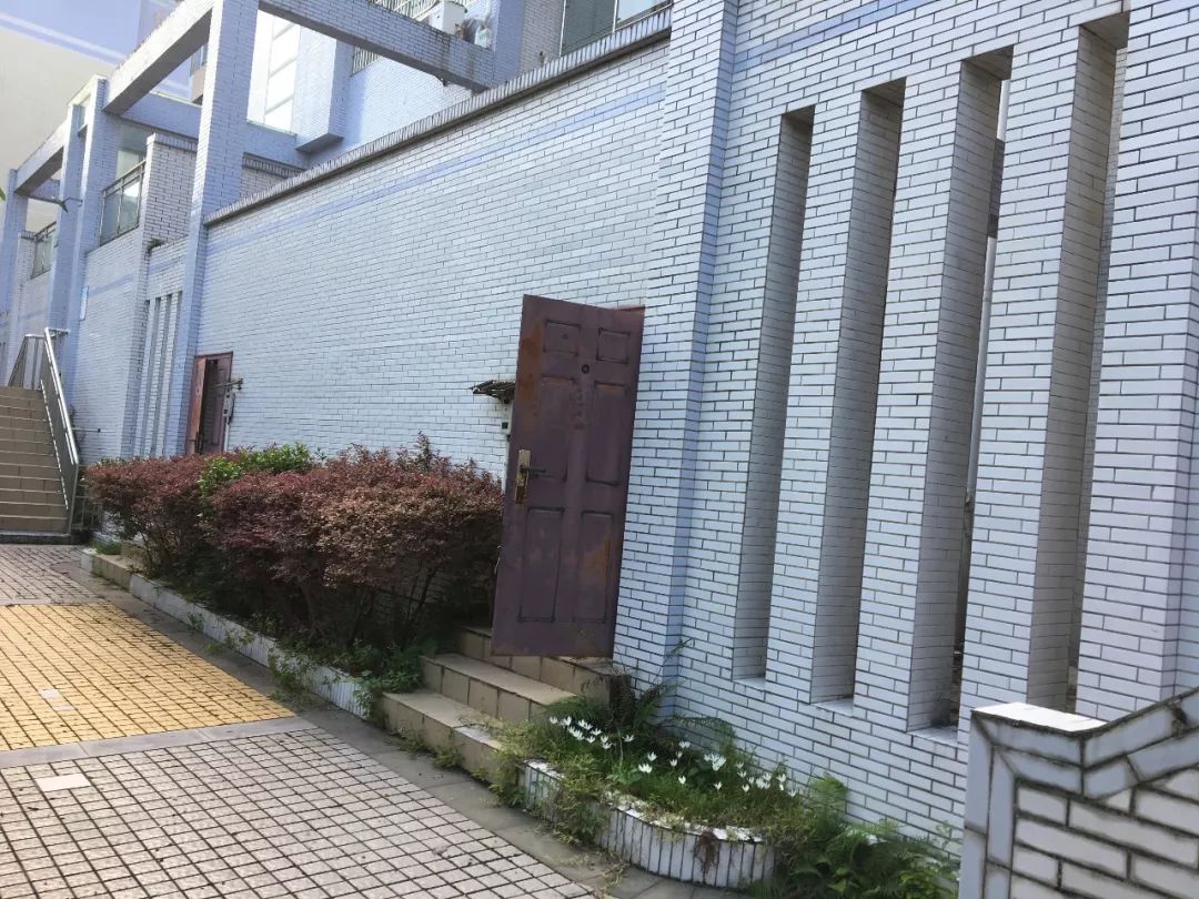 一套房改两套，全屋十几种颜色还想让客厅"裸奔"  | 南也设计-94