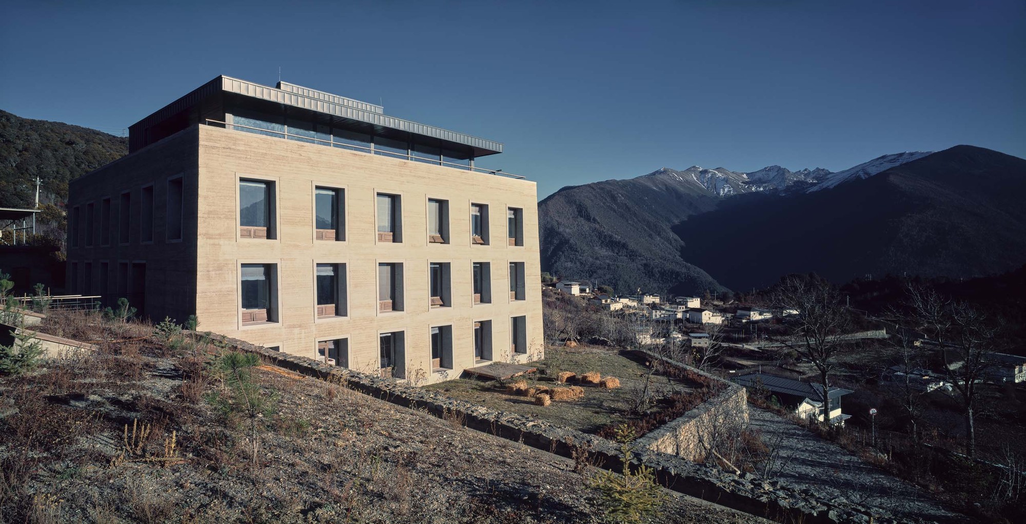 Sunyata Hotel Meili / Zhaoyang Architects-47