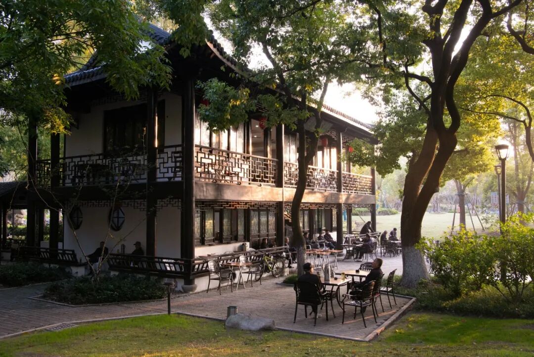 ASLA获奖作品 连接过去和未来的城市绿洲——嘉兴火车站景丨中国嘉兴丨致舍景观-35