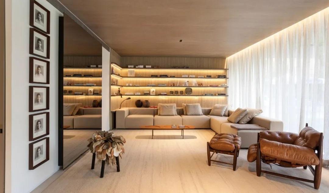 Arthur Casas Studio--一梯两户的平层公寓楼样板房公开-35