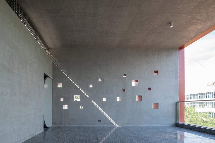 金威啤酒厂工业遗存改造 | 空间即展览的典范-55