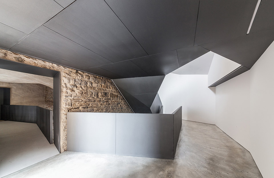 意大利古堡图书馆,现代与历史的完美融合-19