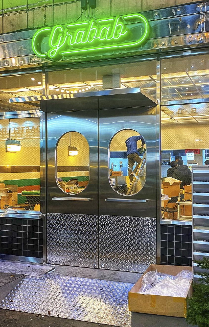 发光家具！韩国设计师的 25 平米极简公寓设计-9