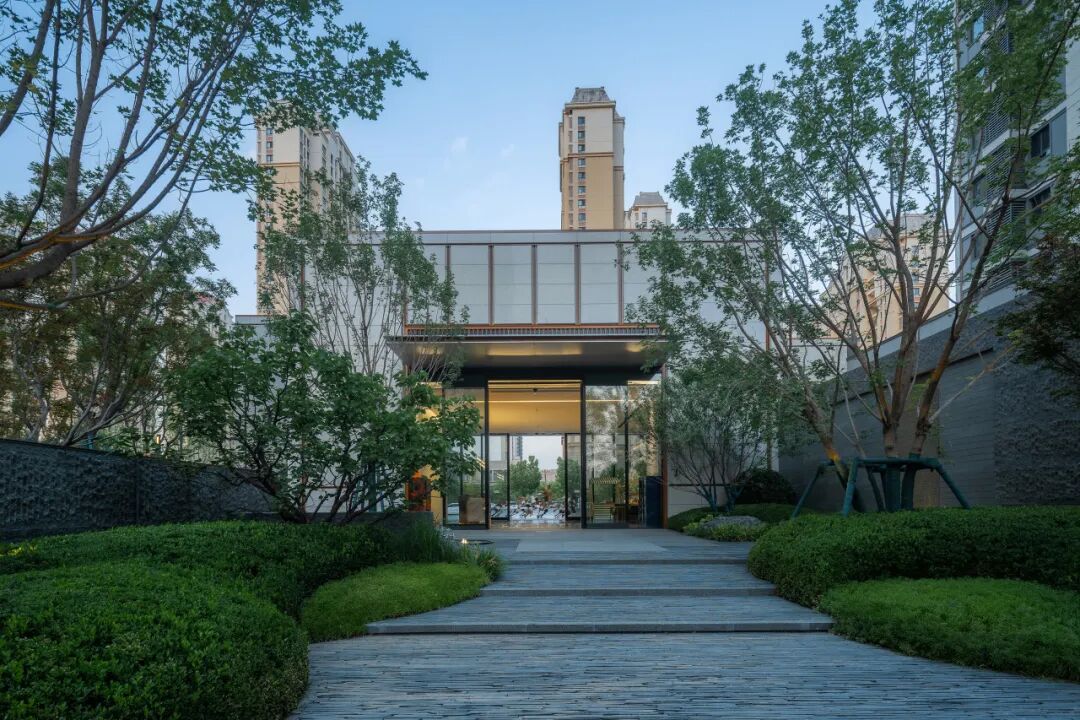 人文自然 拾光成长:天津中海金江里大区丨中国天津丨景观设计及施工图:里表都会,建筑:上海天华,室内:北京瑞视界-4