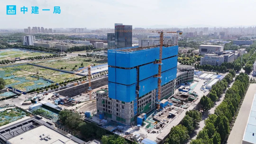 河北唯一！中建一局承建的河北医科大学第三医院国家紧急医学救援基地项目全面封顶-24