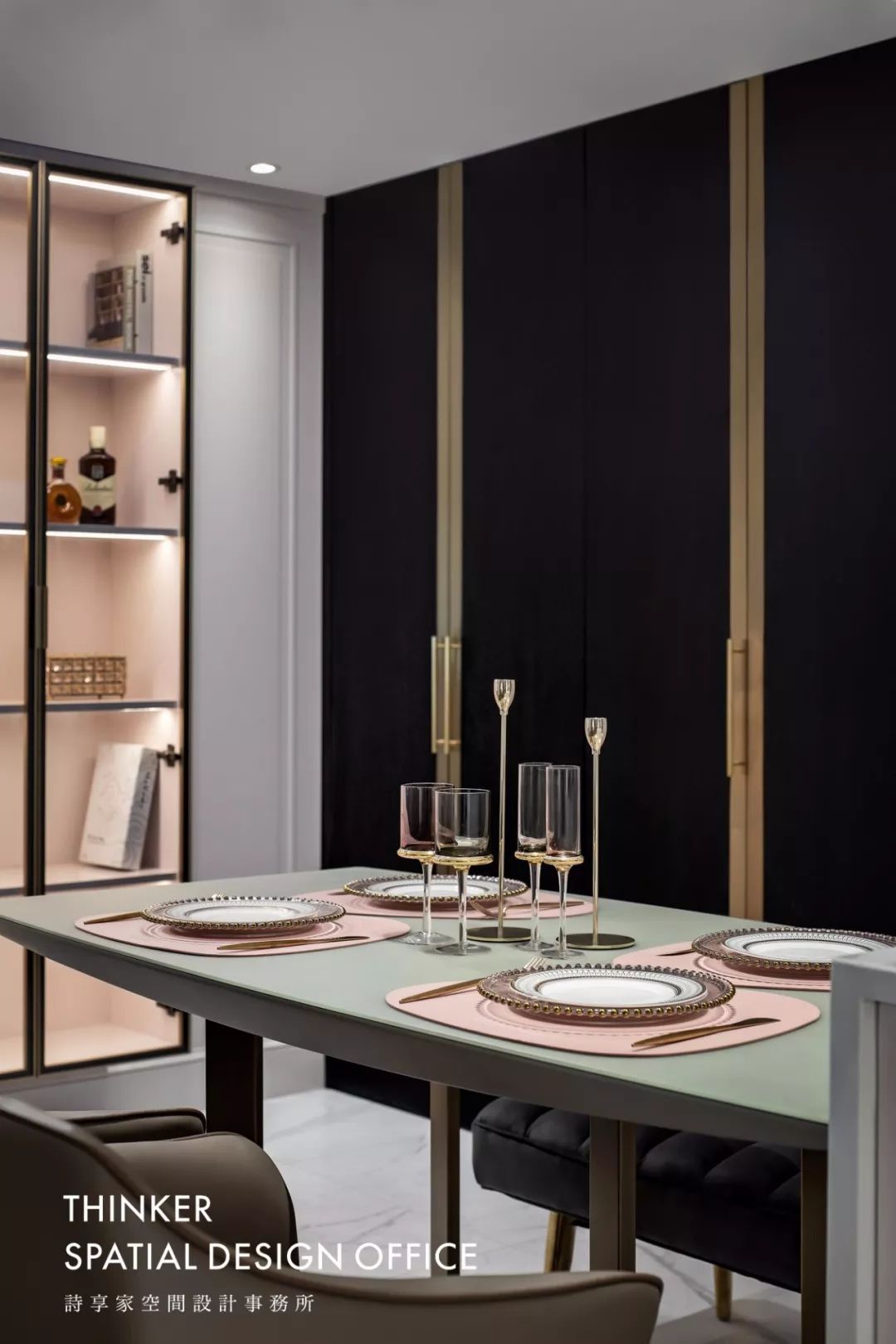 浪漫轻奢,曲线之美——141㎡华润翡翠城现代家居设计-50