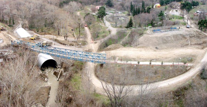 Mziuri滑板公园和跑酷场地-24