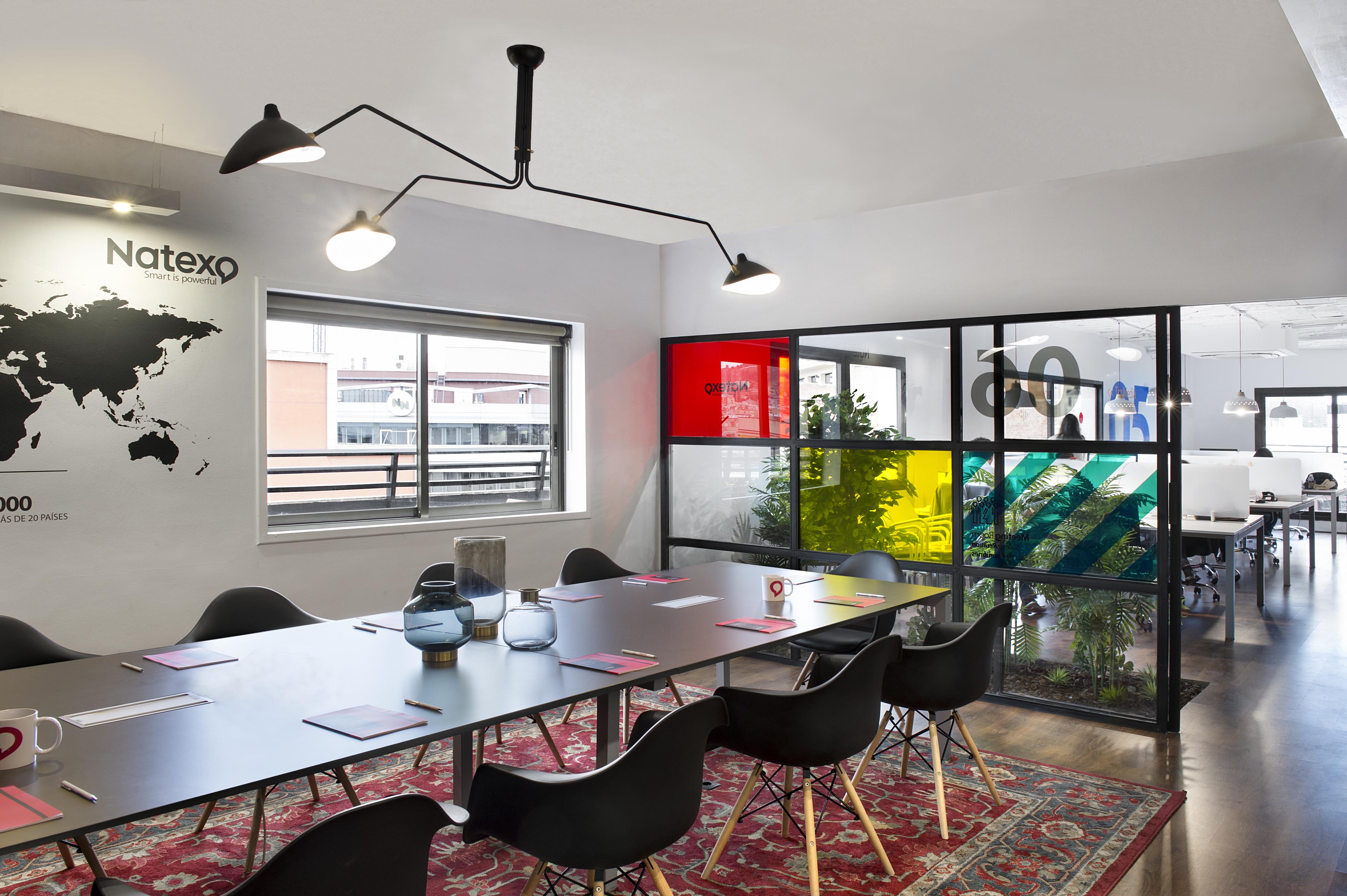 颠覆传统的办公空间设计-25