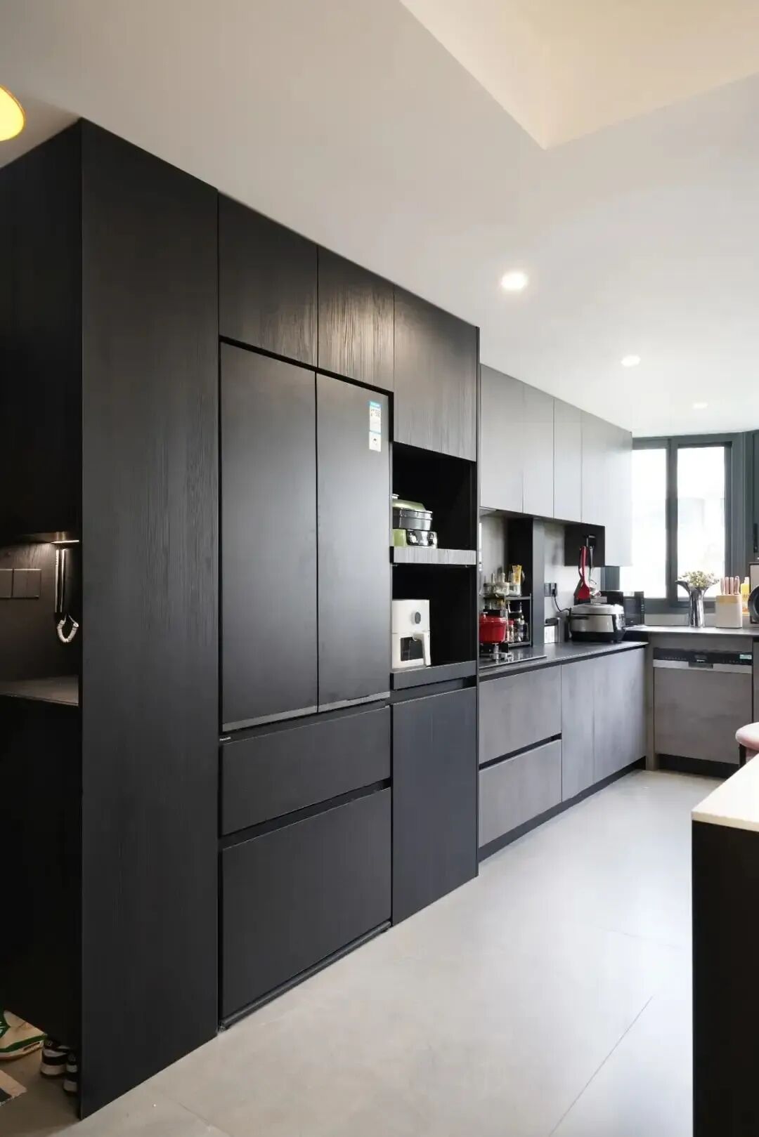 珠海100㎡极简三居，11万全包，黑白灰的魔力，装出高级感-21