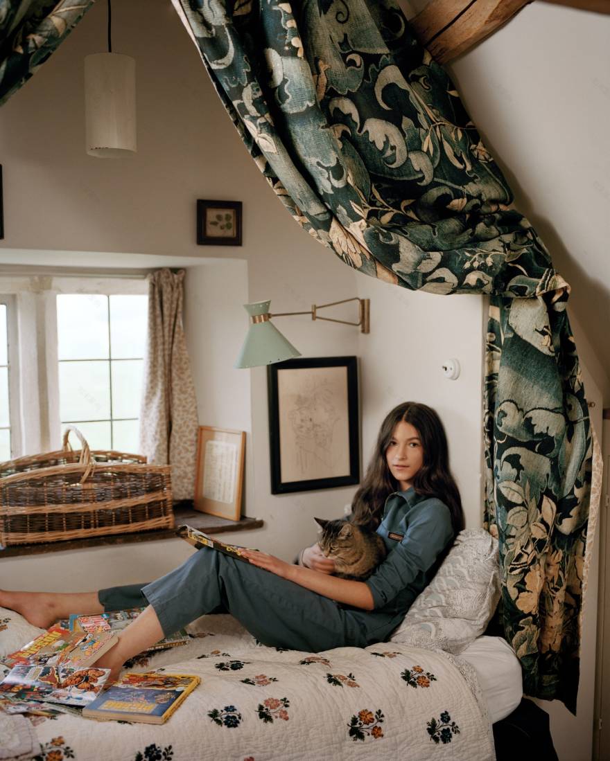 How Miranda Brooks & Bastien Halard Created One Of The Most Beautiful Homes In The Cotswolds | British Vogue-6