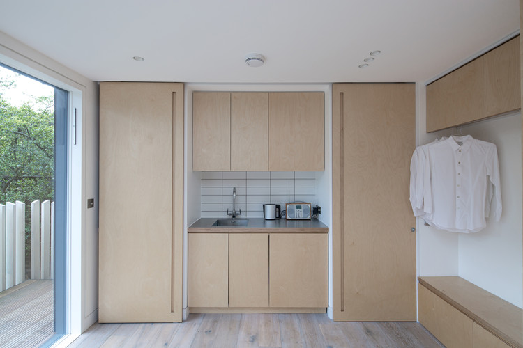 Fulham Pavilion  Silver - Co.-15