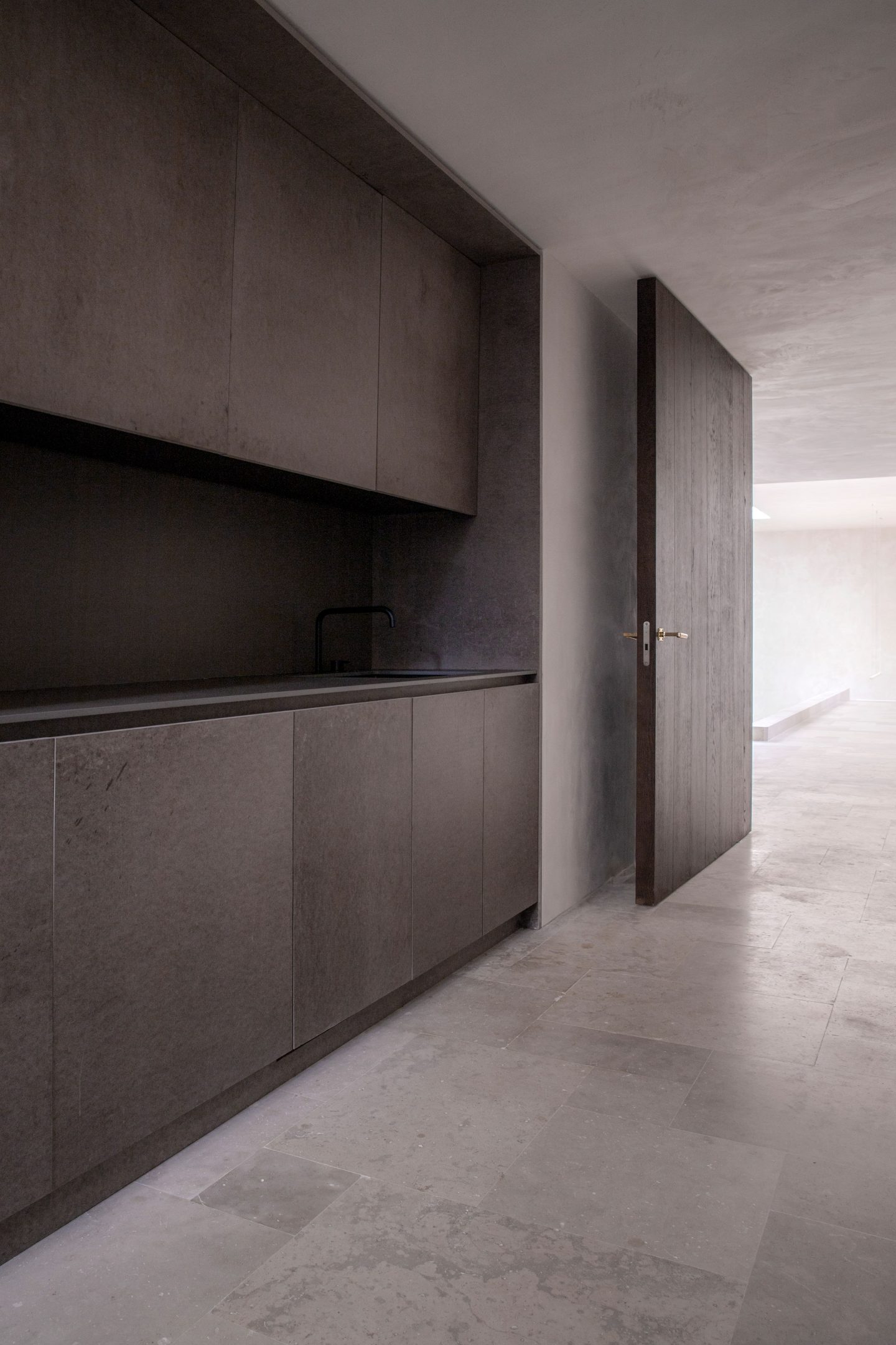 Monochromatism, Light, And Space: A Tour Inside The Visionary World Of OOAA Arquitectura - IGNANT-14