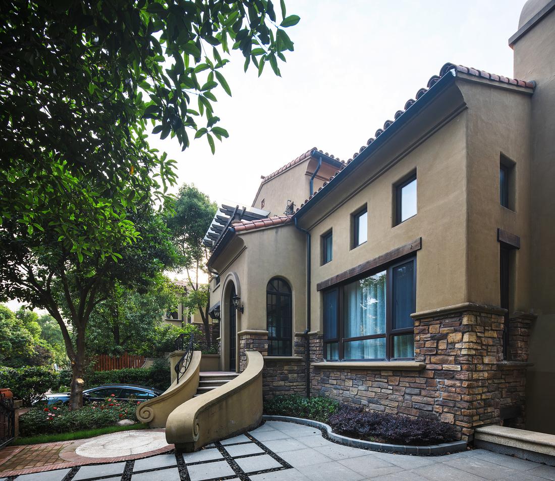 长泰西郊别墅 | 欧式奢华与自然木质的完美融合-34