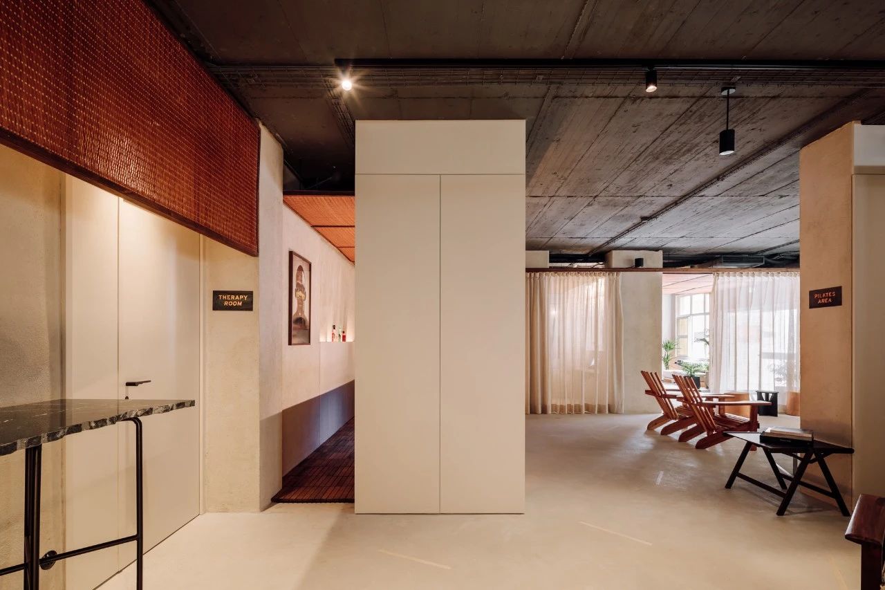 赤色温暖·健康俱乐部丨艺硕设计-15