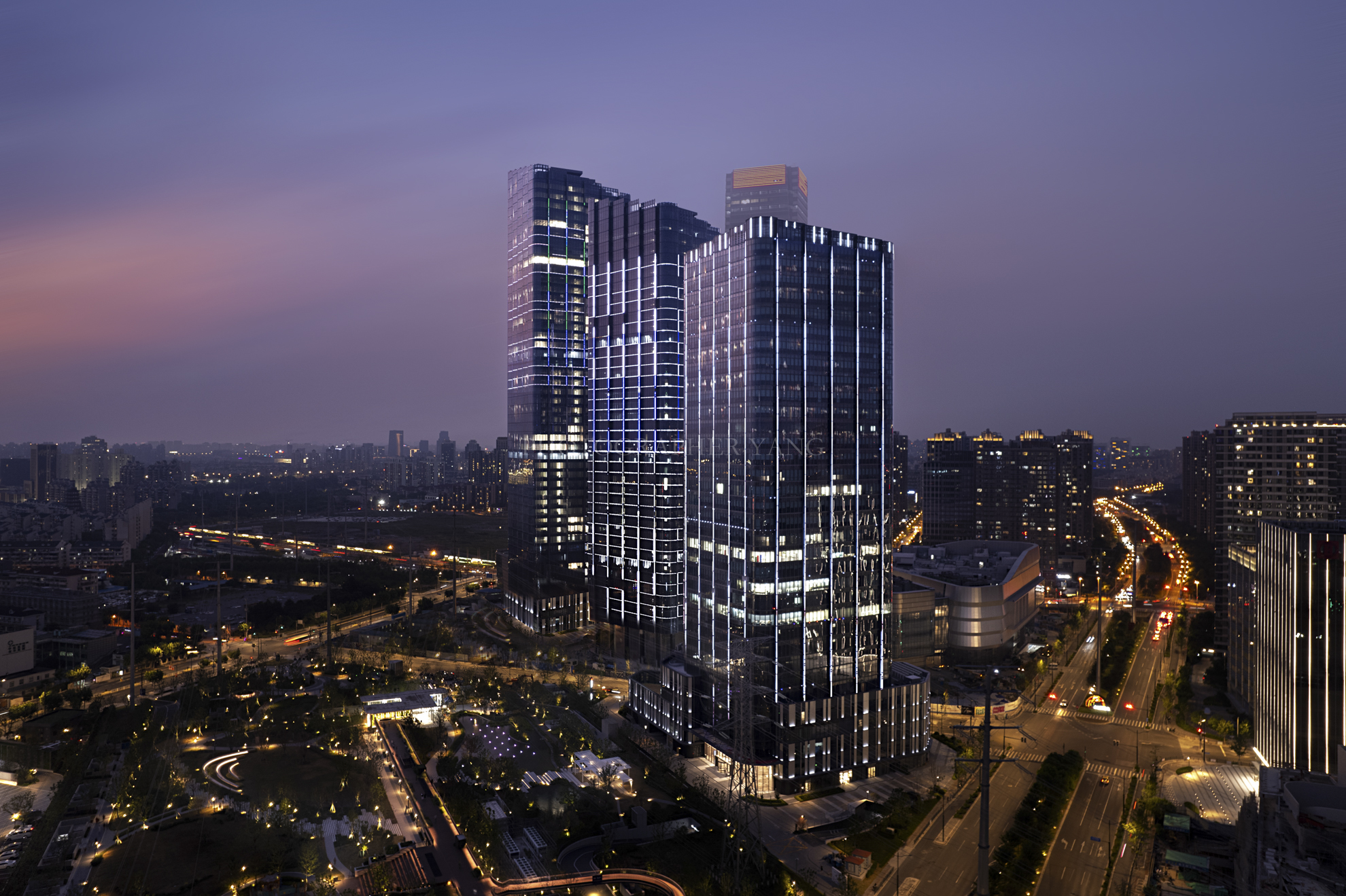 上海鸿企中心办公楼拍摄-2