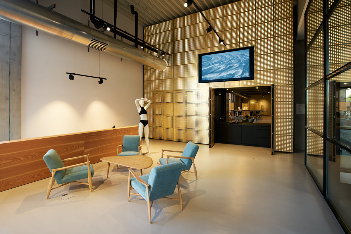 欧洲顶级泳装品牌 showroom，灵活多变的空间设计-19