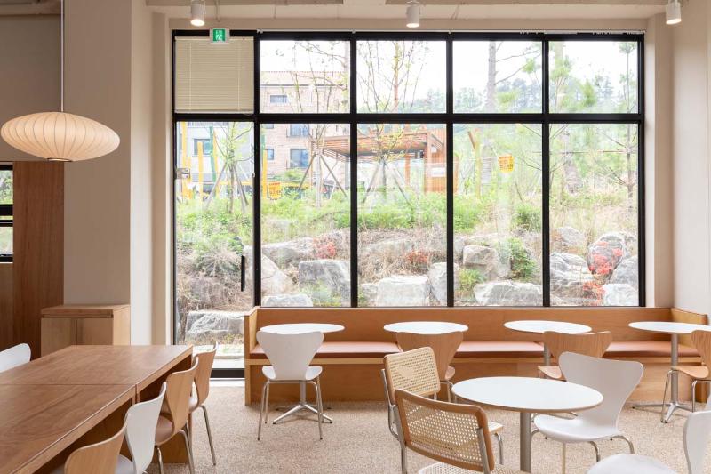 现代简约风 40 平咖啡厅设计-8